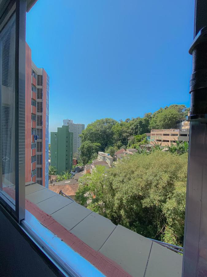 Estudio/Apartamento Praia De Sao Vicente Apartment Екстериор снимка